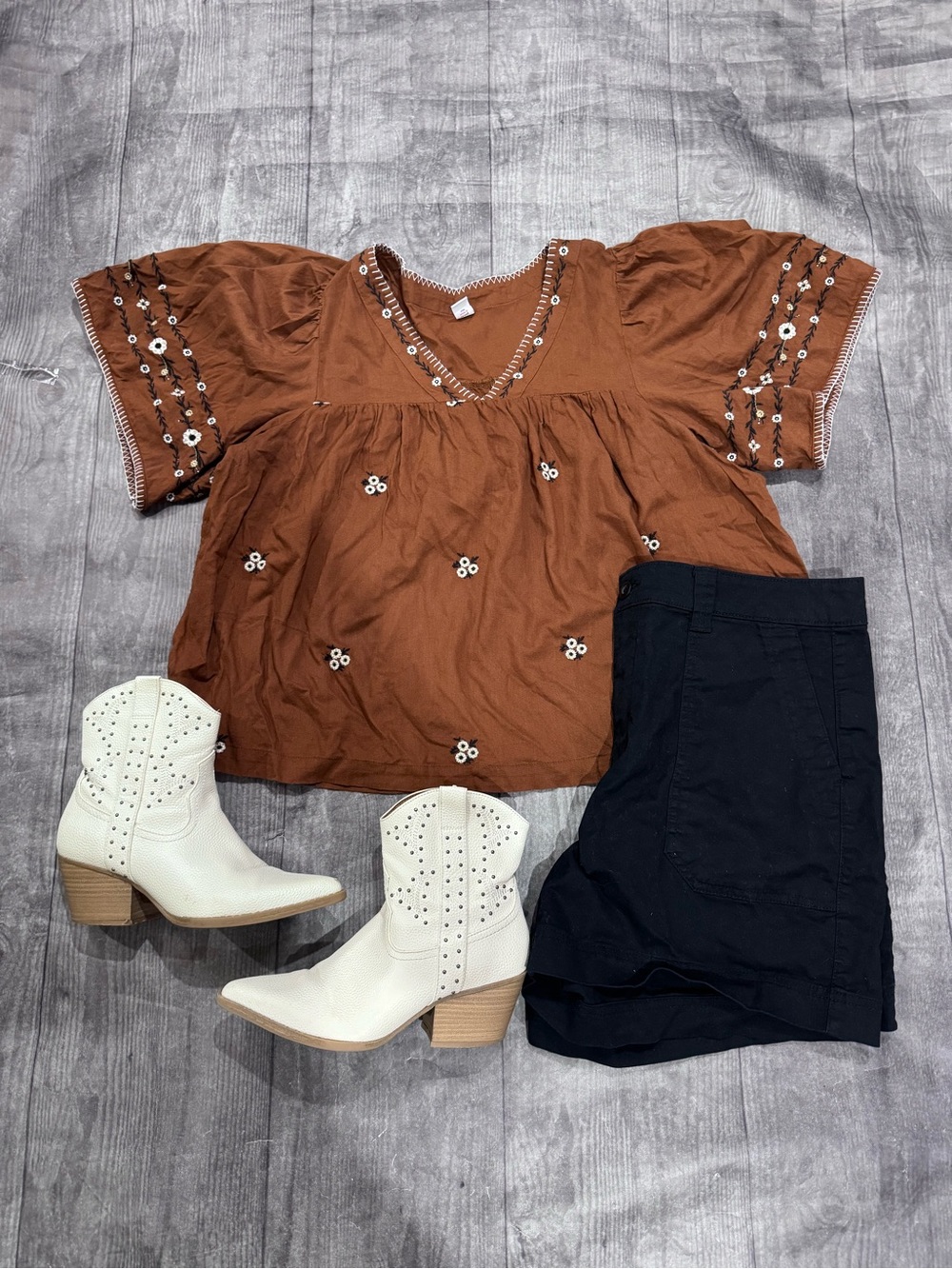 Old Navy Embroidered Rust Brown Peasant Top